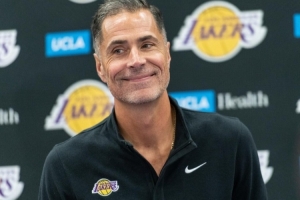 火爆WNBA印第安納狂熱對決菲尼克斯水星賽事前瞻_火爆WNBA印第安納狂熱對決菲尼克斯水星賽事前瞻在線觀看_免費看直播