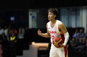 媒體人：中國男籃需1位既能組織又能強解的後衛 就像亞洲杯的趙睿