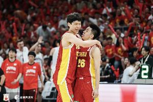 媒體人：非要輸一場才知道該怎麽打 非要打什麽低位&有那技術嗎？