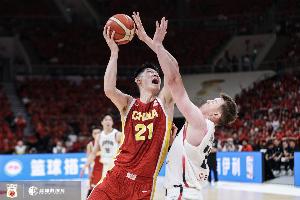 定海神針！胡金秋6中5高效貢獻13分6板 正負值+21最高