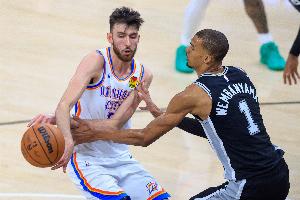 Skip：切特打破了我對白人大個的偏見 他護筐能力僅次於文班亞馬