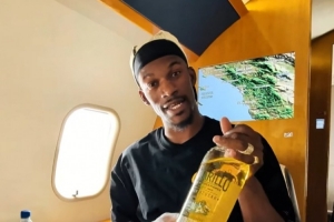看球了！巴特勒曬視頻 乘私人飛機前往溫哥華觀戰哥倫比亞VS瑞士