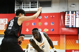 太陽夏聯主帥：弗萊明和馬盧阿奇 均在今日比賽中遭遇抽筋困擾