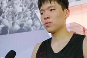 期待和莫蘭特一起打球嗎？楊瀚森：那當然 他身體天賦太勁爆了