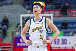 媒体人：CBA转会 球员有比较大的权限 球员不想去 交易是做不成的赛事报道