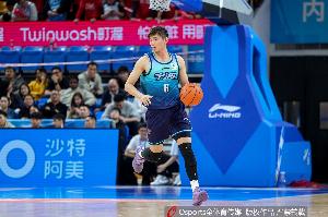 直播吧：王俊傑今日前往山西 將與球隊會合備戰新賽季