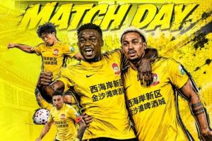 西海岸vs蓉城首發：4外援PK2外援!戴維森 韋世豪出戰，費利佩替補