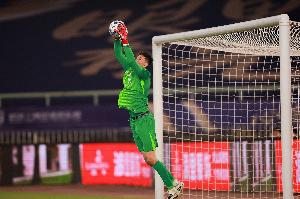 發揮神勇！22歲於金永常規時間撲點+點球大戰兩撲點助泰山晉級8強