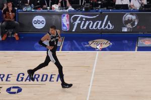 Shams：文班亞馬成為NBA2K27封麵人物