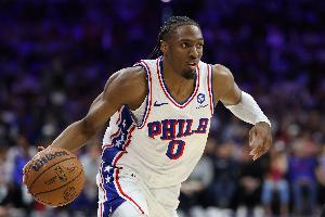阿裏納斯：決勝時刻我會讓馬克西執行關鍵一投 而非傑倫·布朗